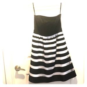 White House Black Market Cocktail Dress Size 2